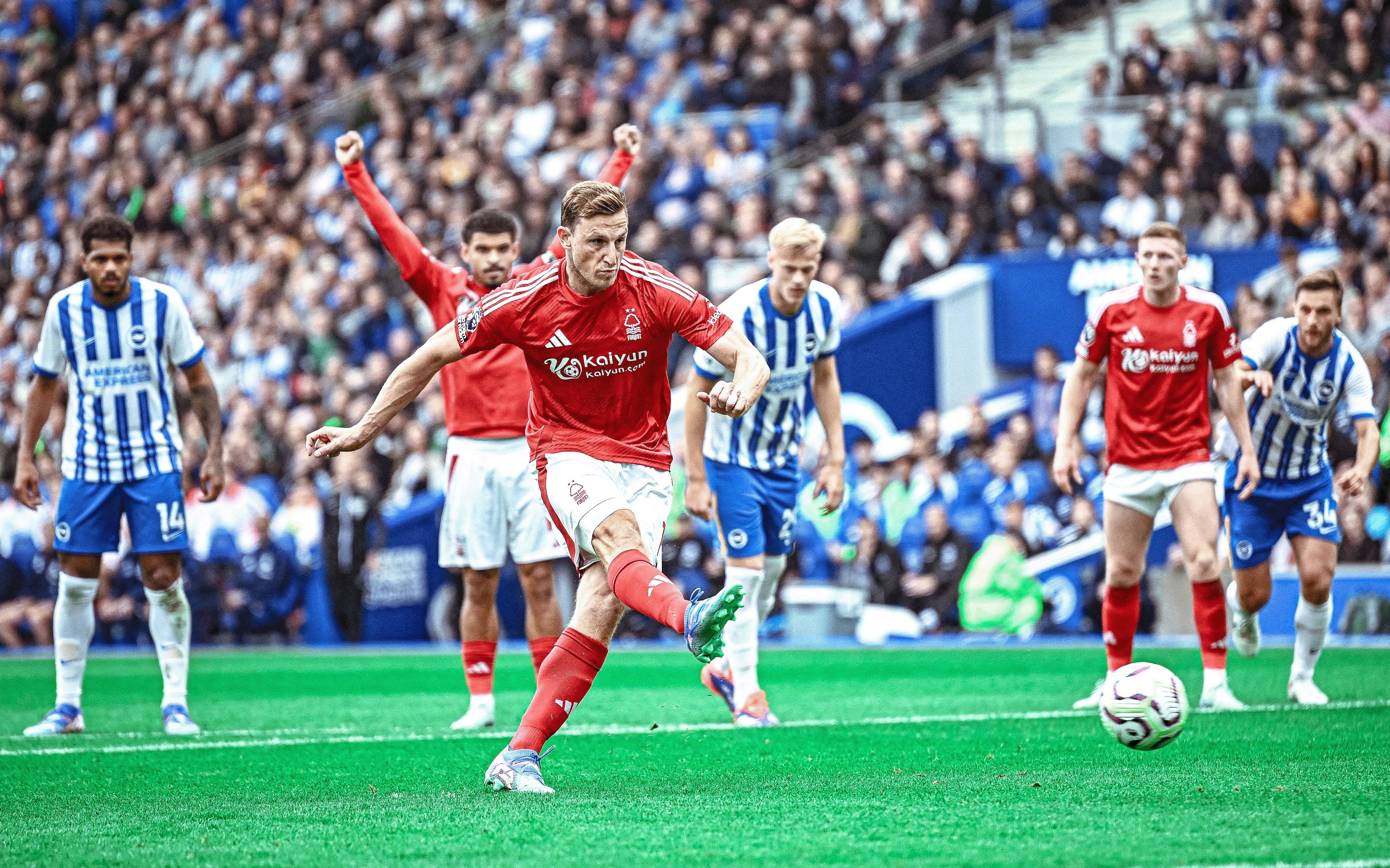 KAIYUN中国官方网站曼联巨星伤愈复出即破门，全场球迷沸腾，阅读教育图片已经问题.